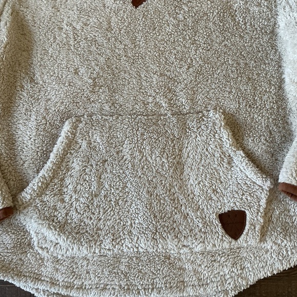 Legendary Whitetails Women’s - Picture 3 of 10